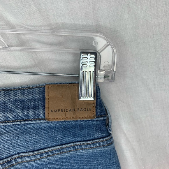 American Eagle stretch mom jeans butterfly stencil jeans size 0 - Picture 4 of 12